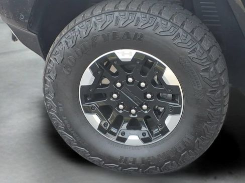 Used 2024 GMC Hummer EV 3X w/ Extreme Off-Road Package AWD/4WD image 16