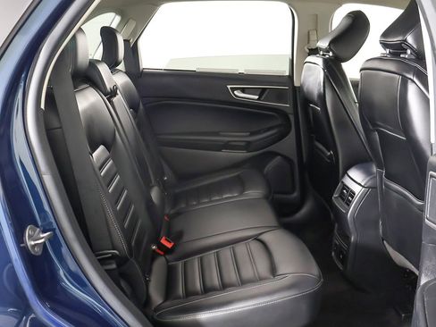 Used 2020 Ford Edge SEL w/ Convenience Package image 28