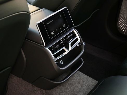 New 2026 Bentley Flying Spur Plug-In Hybrid AWD/4WD image 22