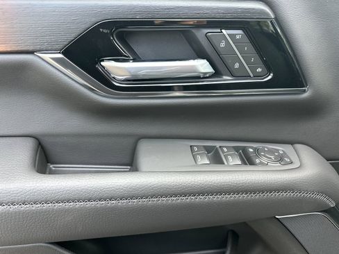 New 2026 GMC Yukon XL Denali image 11