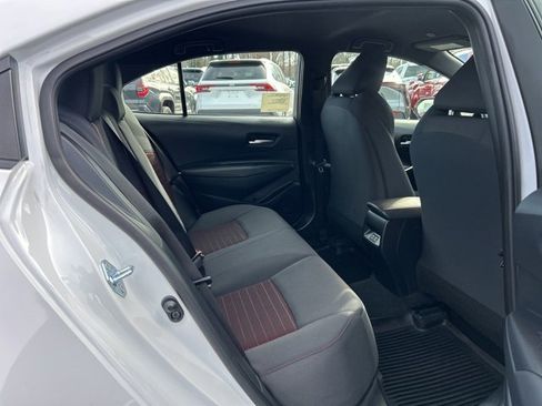 Used 2025 Toyota Corolla SE image 16
