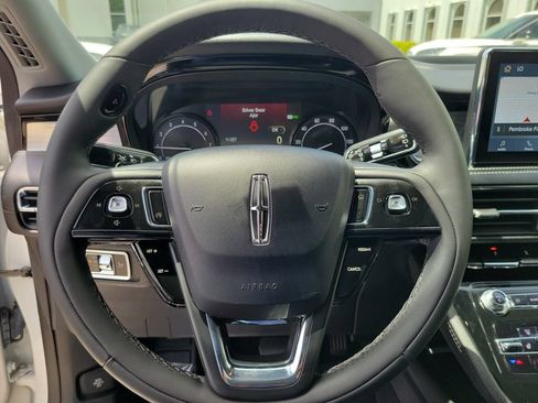 Certified 2022 Lincoln Corsair FWD w/ Equipment Group 101A image 18