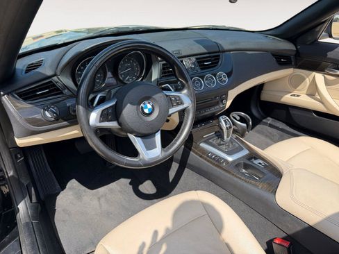 Used 2015 BMW Z4 sDrive28i RWD image 12