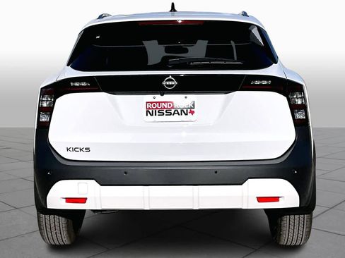 New 2026 Nissan Kicks SV FWD image 4