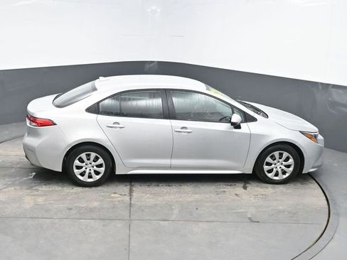 Used 2023 Toyota Corolla LE FWD image 33
