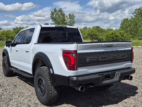 Used 2025 Ford F150 Raptor AWD/4WD image 5