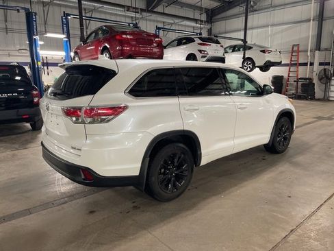 Used 2015 Toyota Highlander XLE image 9