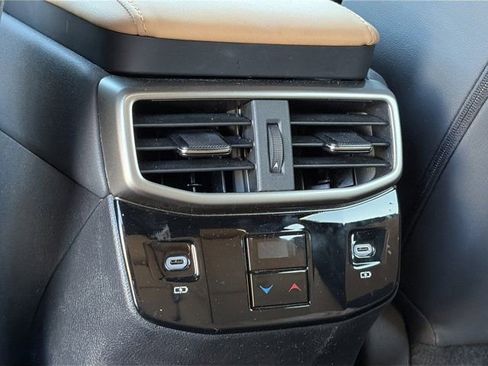 Used 2024 Lexus RX 350 w/ Convenience Package image 40