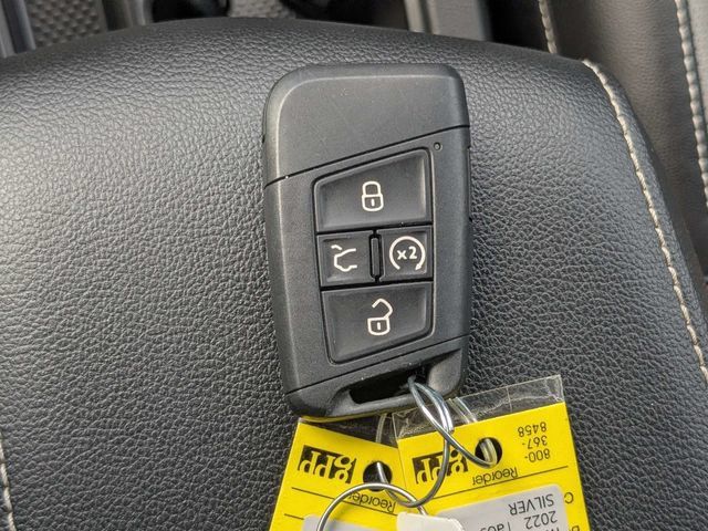 Used 2022 Volkswagen Taos SEL AWD/4WD image 32