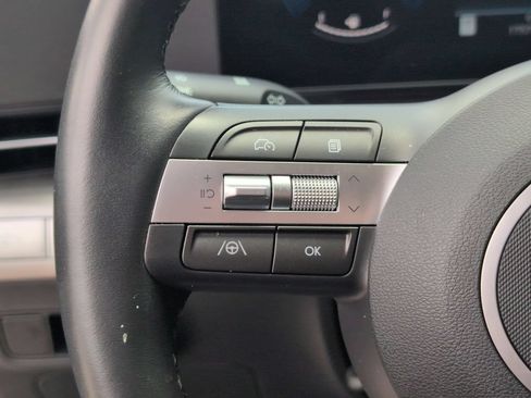 Used 2025 Hyundai Kona SEL FWD image 20