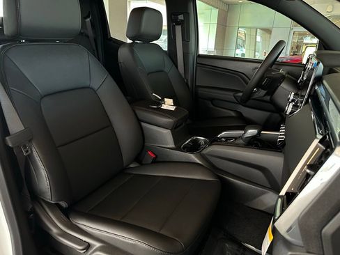 New 2026 GMC Canyon Elevation w/ Convenience Package image 15