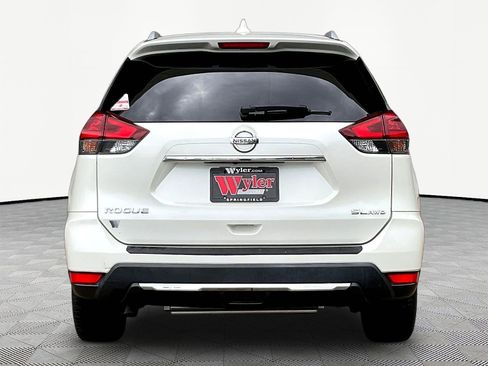 Used 2018 Nissan Rogue SL w/ Premium Package AWD/4WD image 5
