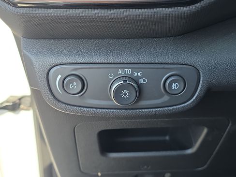 Used 2022 Chevrolet TrailBlazer LT w/ Convenience Package image 25