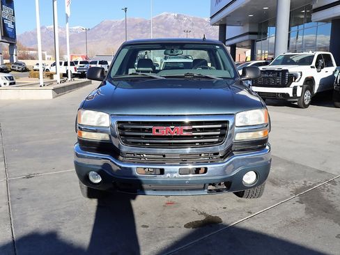 Used 2006 GMC Sierra 2500 SLT w/ Heavy-Duty Power Package image 9