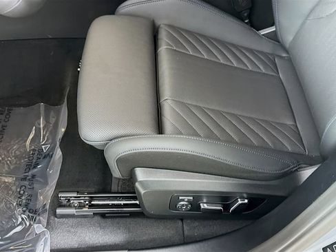 New 2026 BMW X3 xDrive30 w/ Premium Package image 19