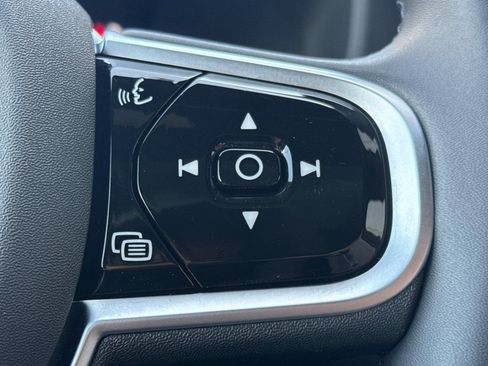 Certified 2026 Volvo XC60 B5 Plus AWD/4WD image 28
