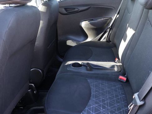 Used 2020 Chevrolet Spark LT image 16