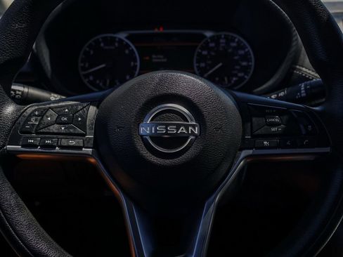 Used 2024 Nissan Sentra SV FWD image 24