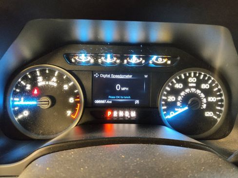 Used 2018 Ford F150 XLT w/ Equipment Group 302A Luxury image 23