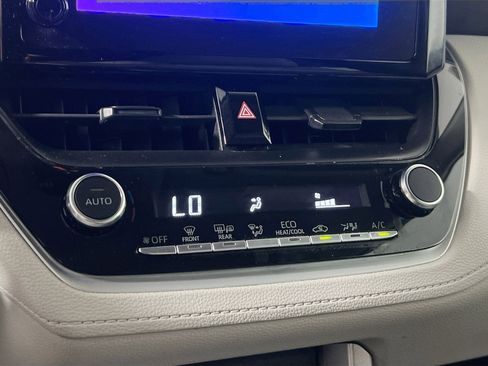 Used 2023 Toyota Corolla Cross LE image 27