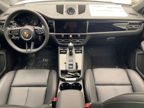 New 2026 Porsche Macan AWD/4WD image 12