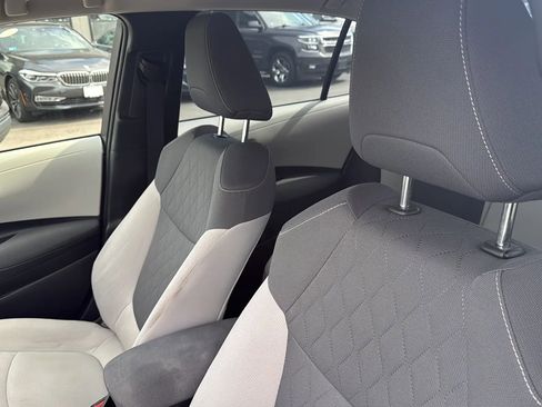 Used 2021 Toyota Corolla LE w/ Carpet Mat Package (TMS) image 16