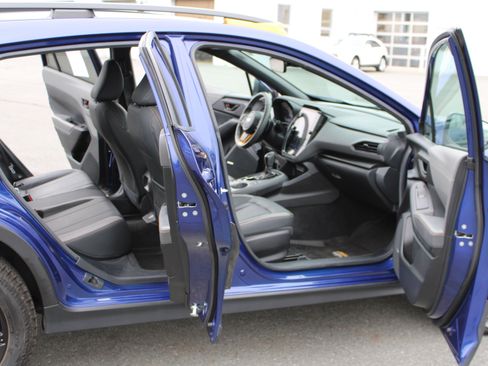 Used 2025 Subaru Crosstrek 2.5i Wilderness AWD/4WD image 17