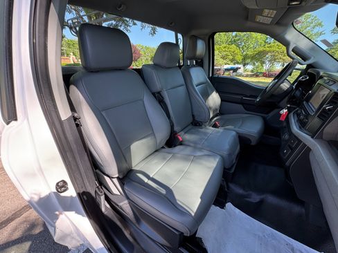 Used 2022 Ford F150 XL w/ Equipment Group 101A High RWD image 40