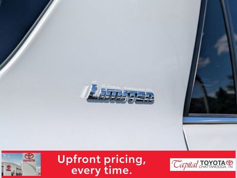 Used 2024 Toyota 4Runner Limited AWD/4WD image 28