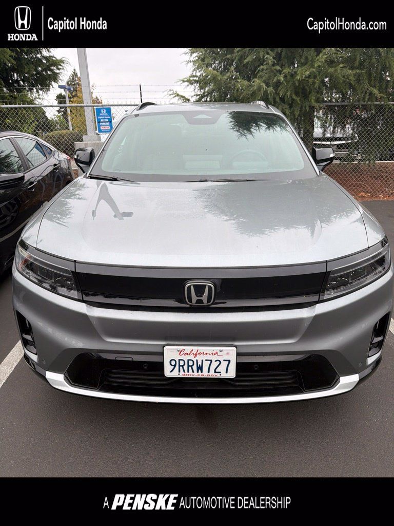 Used 2024 Honda Prologue Touring image 1