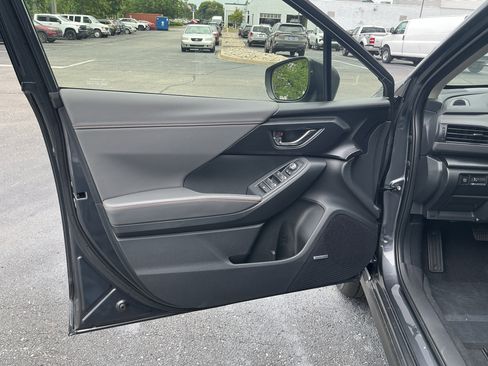 New 2026 Subaru Crosstrek 2.5i Limited AWD/4WD image 9