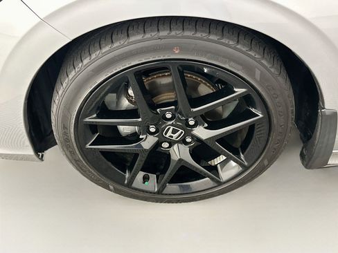 Used 2024 Honda Civic Sport image 11