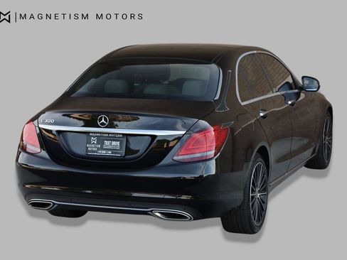 Used 2021 Mercedes-Benz C 300 Sedan image 8