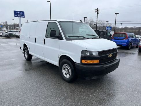 Used 2020 Chevrolet Express 2500 image 11