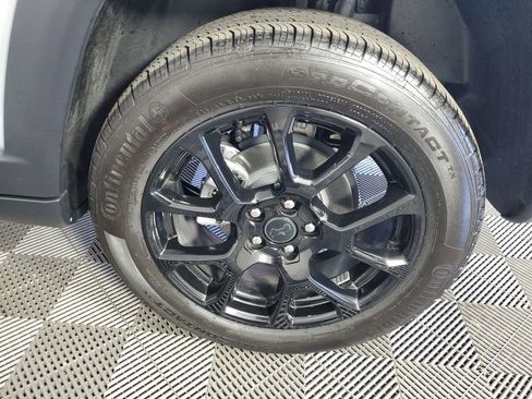 Used 2025 Jeep Compass Latitude w/ Altitude Special Edition image 31