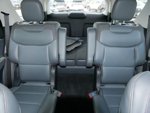 Used 2026 Ford Explorer Active w/ Active Comfort Package AWD/4WD image 13