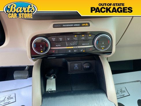 Used 2022 Ford Escape SEL FWD image 32