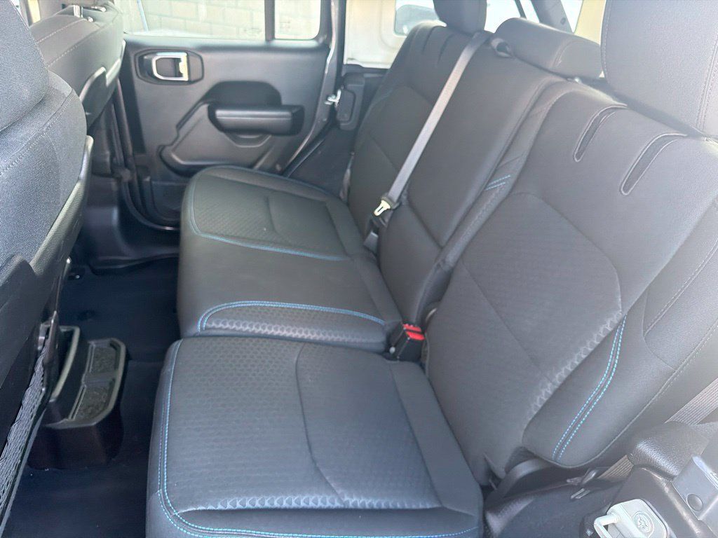 Certified 2024 Jeep Wrangler Unlimited Rubicon 4xe w/ Safety Group AWD/4WD image 14