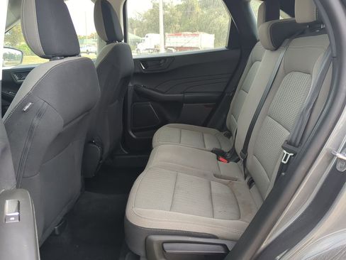 Used 2022 Ford Escape S image 14