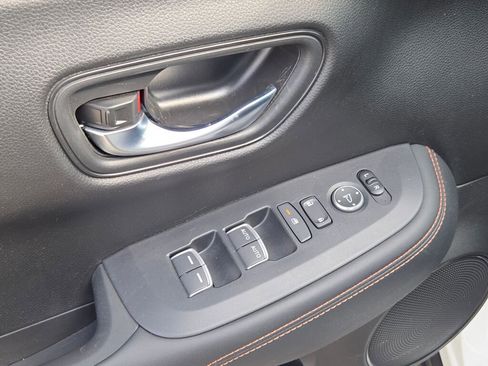 Used 2023 Honda HR-V Sport image 18