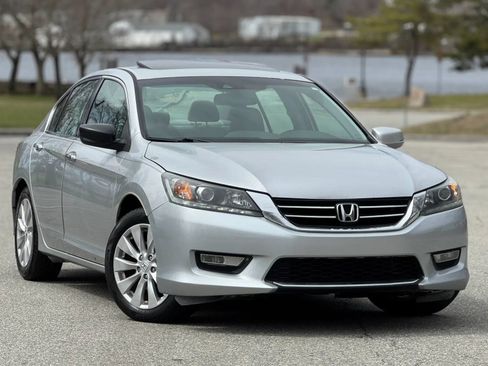 Used 2013 Honda Accord EX-L image 2