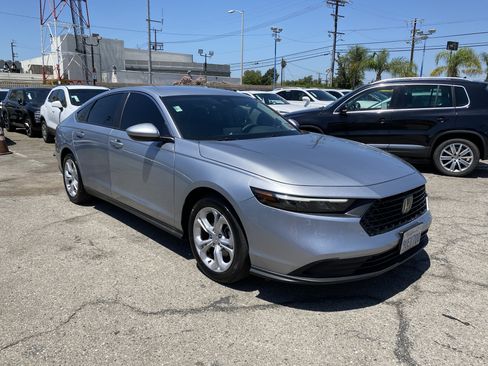 Used 2025 Honda Accord LX image 7