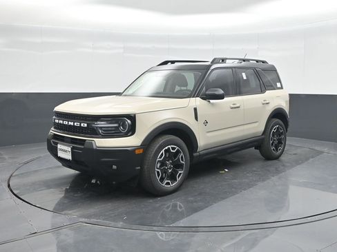 New 2025 Ford Bronco Sport Outer Banks image 33