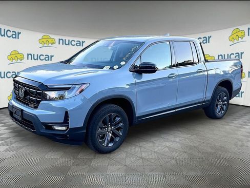 Used 2024 Honda Ridgeline Sport image 3