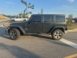 Used 2018 Jeep Wrangler Unlimited Sahara image 5