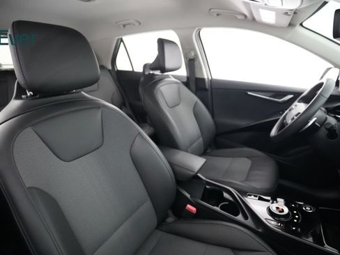 Used 2024 Kia Niro Wind FWD image 23