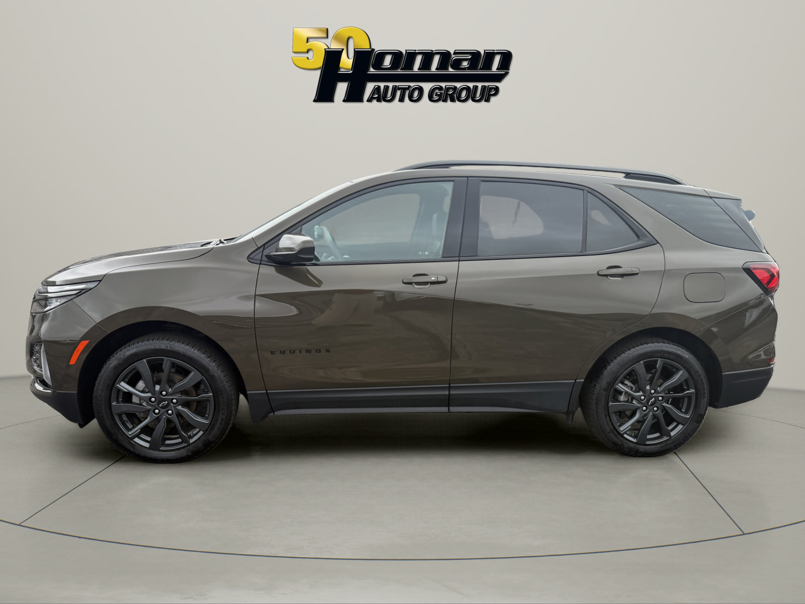 Used 2023 Chevrolet Equinox RS AWD/4WD image 2