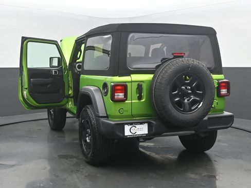 Used 2025 Jeep Wrangler Sport AWD/4WD image 53