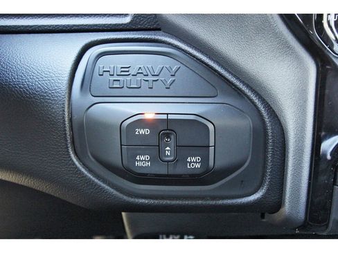 Used 2026 RAM 2500 Laramie AWD/4WD image 22