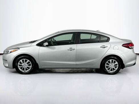 Used 2018 Kia Forte LX image 7